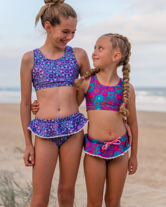 girls bikini