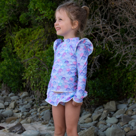 Sun protective clothing